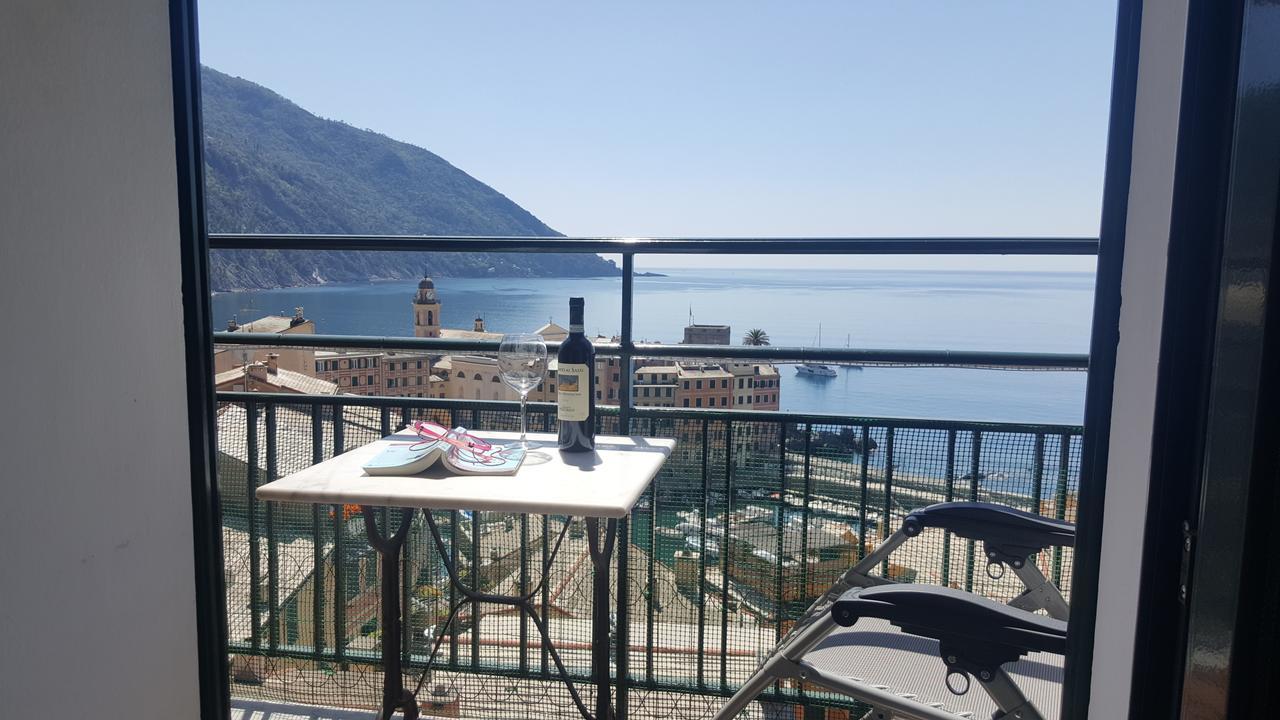 A Due Passi Dal Cielo E Dal Mare - Balcony With Sea View Lägenhet Camogli Exteriör bild
