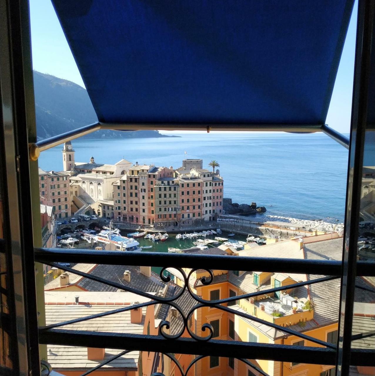 A Due Passi Dal Cielo E Dal Mare - Balcony With Sea View Lägenhet Camogli Exteriör bild